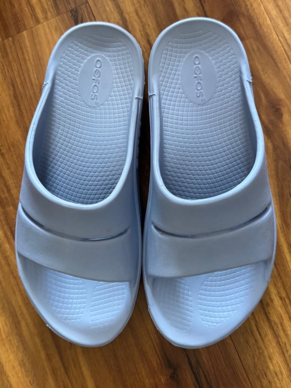 OOFOS OOahh Blue Slide Sandals Wonen’s 9/Men’s 7 Recovery After Sports